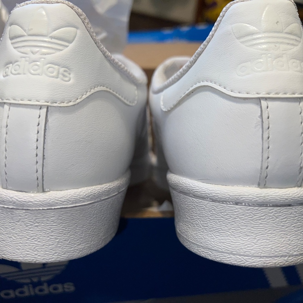 Shoes - Picture 3 of 6